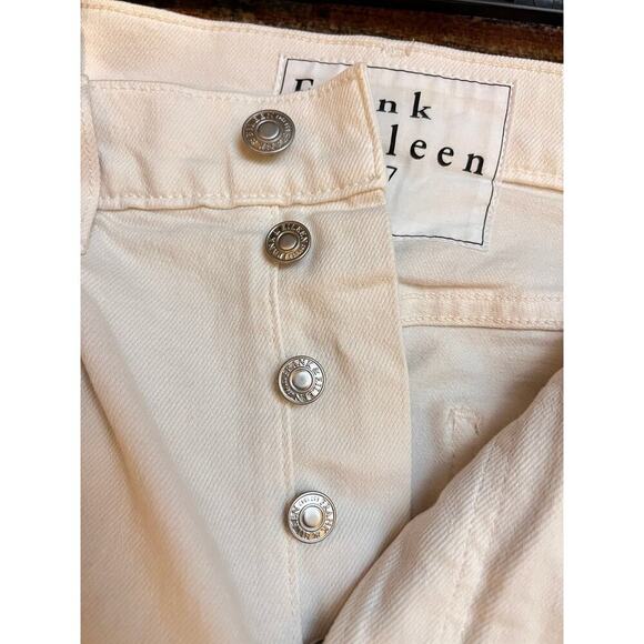 FRANK & EILEEN MONAGHAN MOM BUTTONFLY JEANS-28-NWT - Picture 3 of 7